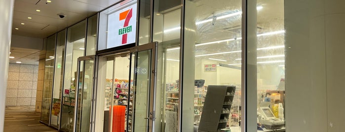 7-Eleven is one of 目黒セントラルスクエア.