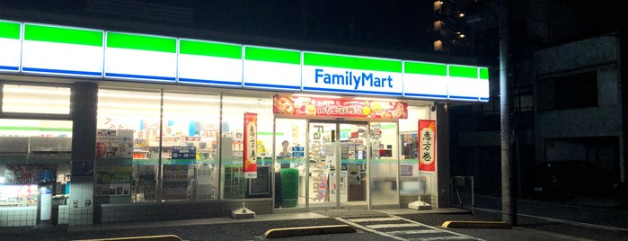 ファミリーマート 徳島仲之町店 is one of ファミリーマート in Tokushima.