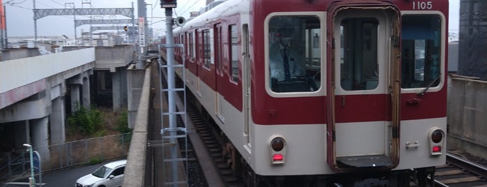 Kasumori Station (E04) is one of 近鉄奈良・東海方面.