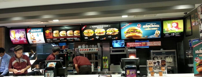 McDonald's is one of Orte, die Cihan Ünal gefallen.