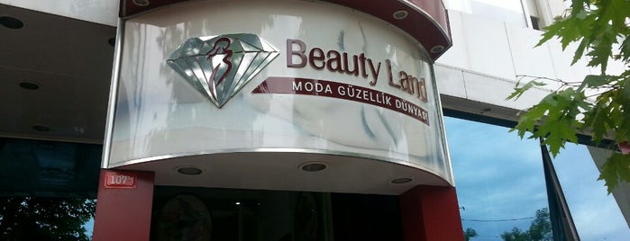 Beautyland Güzellik Merkezi is one of Tempat yang Disukai Demet.