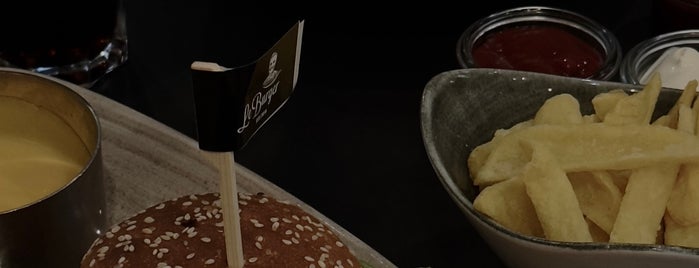 Le Burger is one of Dubai 2022.