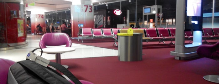 Gate 76 is one of Posti che sono piaciuti a Danielle.