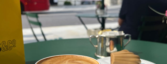 The Peninsula Boutique & Café is one of London Coffee Shops To Visit.