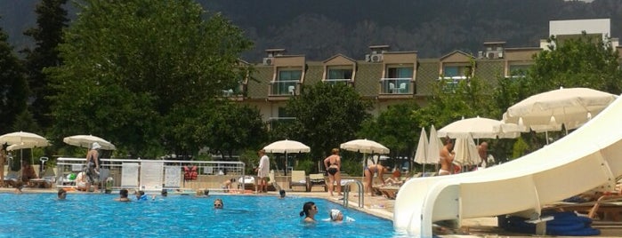 Batont Garden Resort Hotel is one of Hacer'in Kaydettiği Mekanlar.