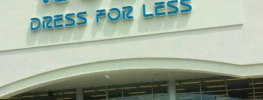 Ross Dress for Less is one of Lieux qui ont plu à Vasundhara.