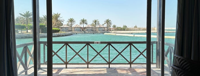 Al Bandar Hotel And Resort is one of 🇧🇭.