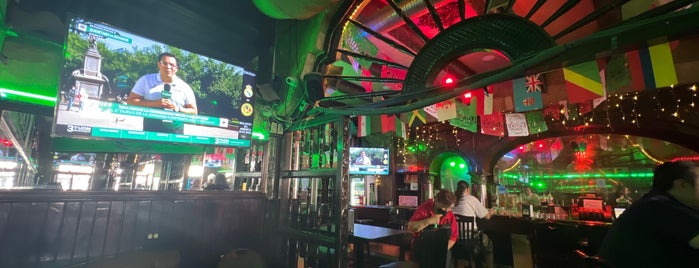 Kentucky Club Bar And Grill is one of Ciudad Juarez Clasicos.