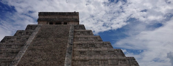Chichén Itzá Archeological Zone is one of Round the World.