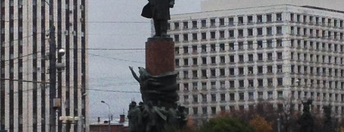 Калужская площадь is one of Архитектура советского модернизма. 1955–1991.