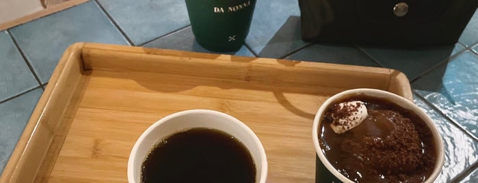 DA NONNA is one of Hot chocolate ☕️🍫 (Riyadh).