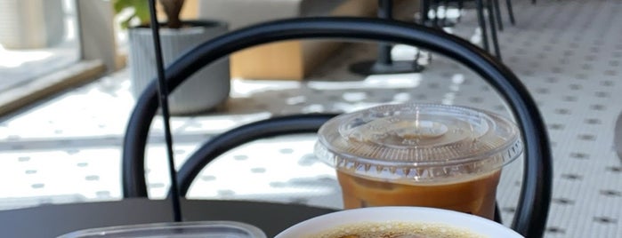 Alchemy Coffee Roasters is one of Cafe In Riyadh.