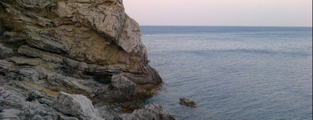 Wild Jumping cliff is one of Rodos.