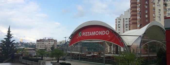 Pizzamondo is one of Сочи @ chaluskin.ru.