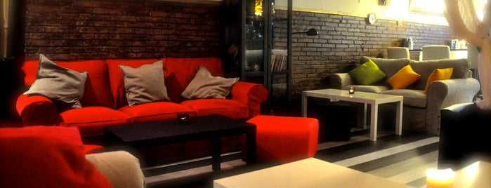 Eutopia Bar/Lounge is one of Sitios para o Julinho e a Elvira escolherem.