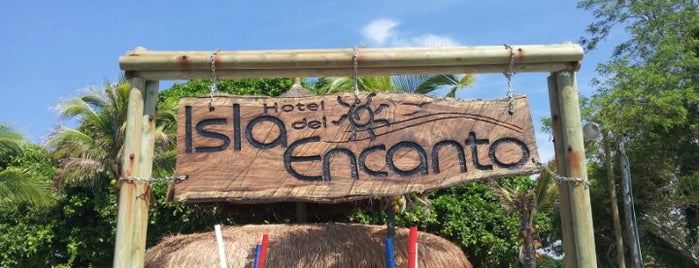 Isla del encanto is one of Lieux qui ont plu à Enrique.