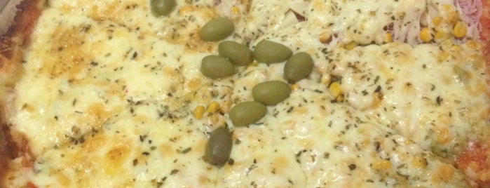 La Parma Pizzaria is one of Airanzinha'nın Beğendiği Mekanlar.