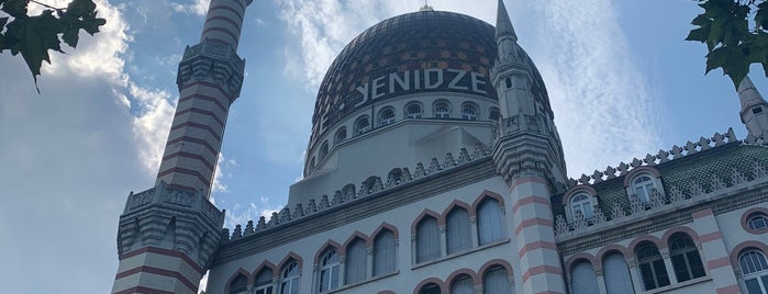 Yenidze is one of Dresden 1/5🇩🇪.