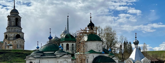 Церковь Рождества Пресвятой Богородицы is one of Старицкий район.