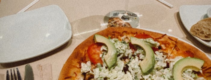 California Pizza Kitchen is one of LV Food-TO TRY.