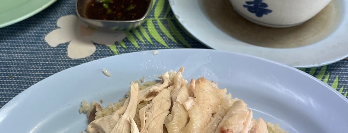 ข้าวมันไก่ชูถิ่น is one of สมุทรปราการ, ฉะเชิงเทรา.