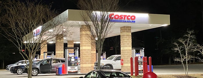 Costco Gasoline is one of Lieux qui ont plu à Joe.