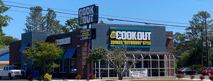 Cook Out is one of Brandon 님이 좋아한 장소.