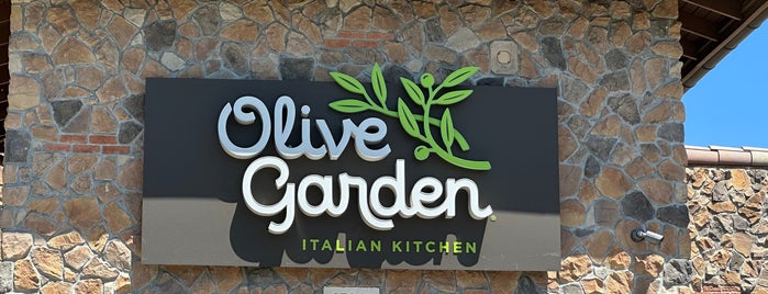 Olive Garden is one of Southern Maryland Bars.