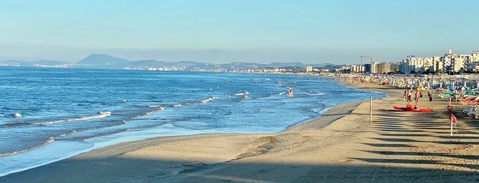 TerrazzaMarconi Beach is one of Mediterranean Lux.