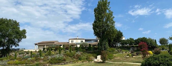 Château La Rose Perrière is one of Vin.