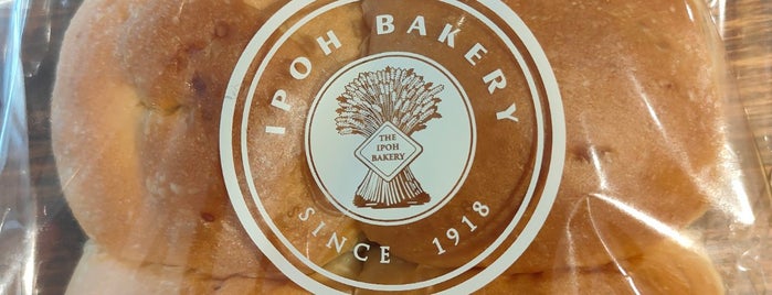 Ipoh Bakery is one of Jalan Jalan Cari Bakery.