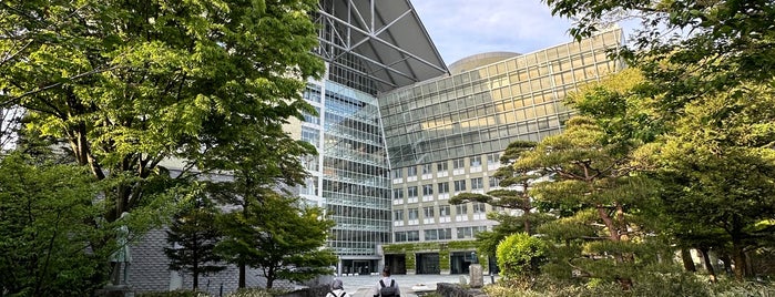 Toyama City Hall is one of 車椅子で入店可.