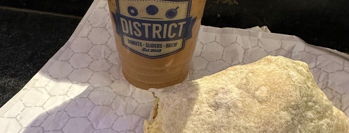 District: Donuts. Sliders. Brew. is one of Vegas.