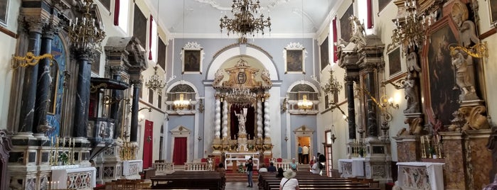 St Saviour church is one of Tempat yang Disukai Gokhan.