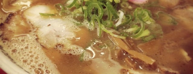 丸高中華そば is one of 出先で食べたい麺.