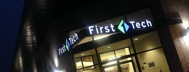 First Tech Federal Credit Union is one of Orte, die Jennifer gefallen.