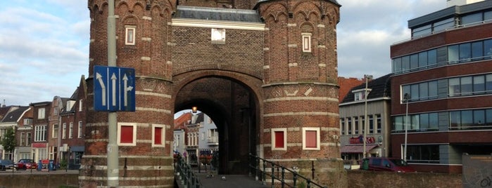 Amsterdamse Poort is one of Tempat yang Disukai Mehmet Vefik.