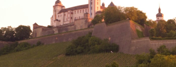 Festung Marienberg is one of Lugares favoritos de Mine.