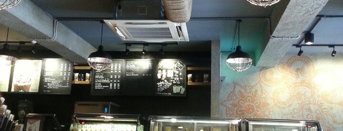 Starbucks is one of Hindistan'da.