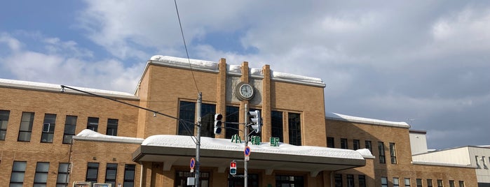 Otaru Station (S15) is one of Lugares favoritos de Jaered.
