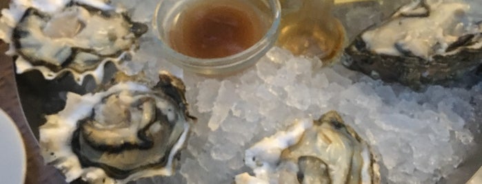 Oyster Bar & Wine Dining wharf is one of Micheenli Guide: Top 80 Around Bras Basah.