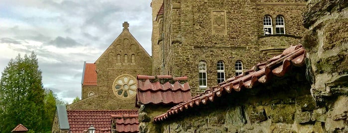 Abbaye de Clervaux is one of Tempat yang Disukai Clive.