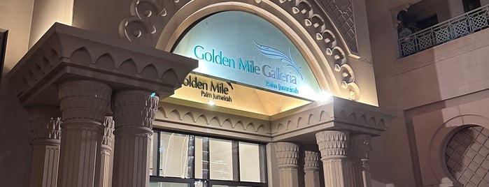 Golden Mile Galleria is one of Osamahさんの保存済みスポット.