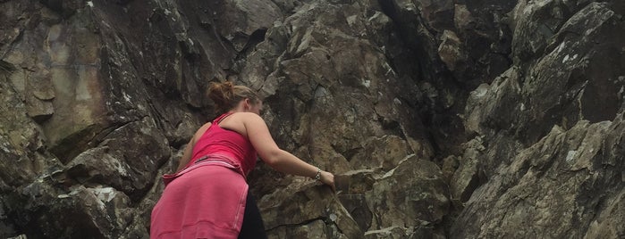 Tibrogargan - Summit Lookout is one of Caitlin’s Liked Places.