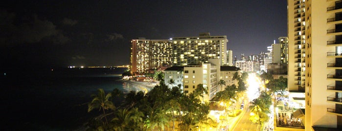 Aston Waikiki Beachside Hotel is one of Hawaii hotel.