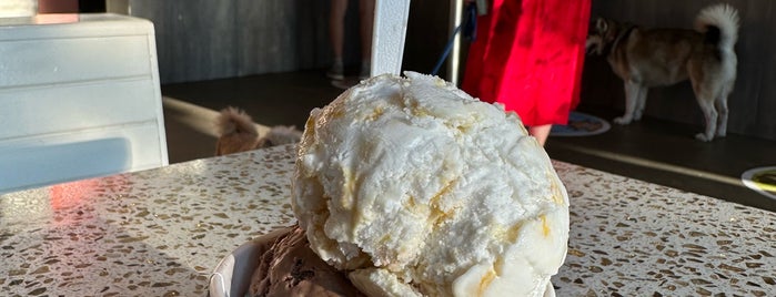 Oddfellows Ice Cream Co. is one of NYC Food 2021.