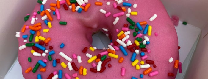 Doughnut Time is one of instagram.