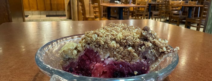 Grand Traverse Pie Co is one of Must-visit Food in East Lansing.