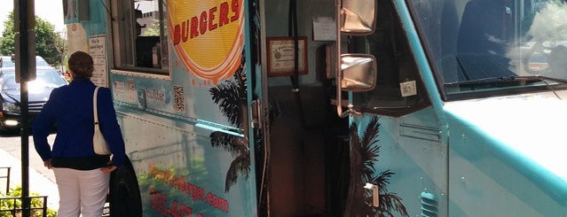 Miami Vice Burgers is one of Lieux qui ont plu à Rachel.