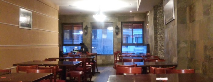 Manna's Soul Food Restaurant - FDB is one of Luis'in Beğendiği Mekanlar.